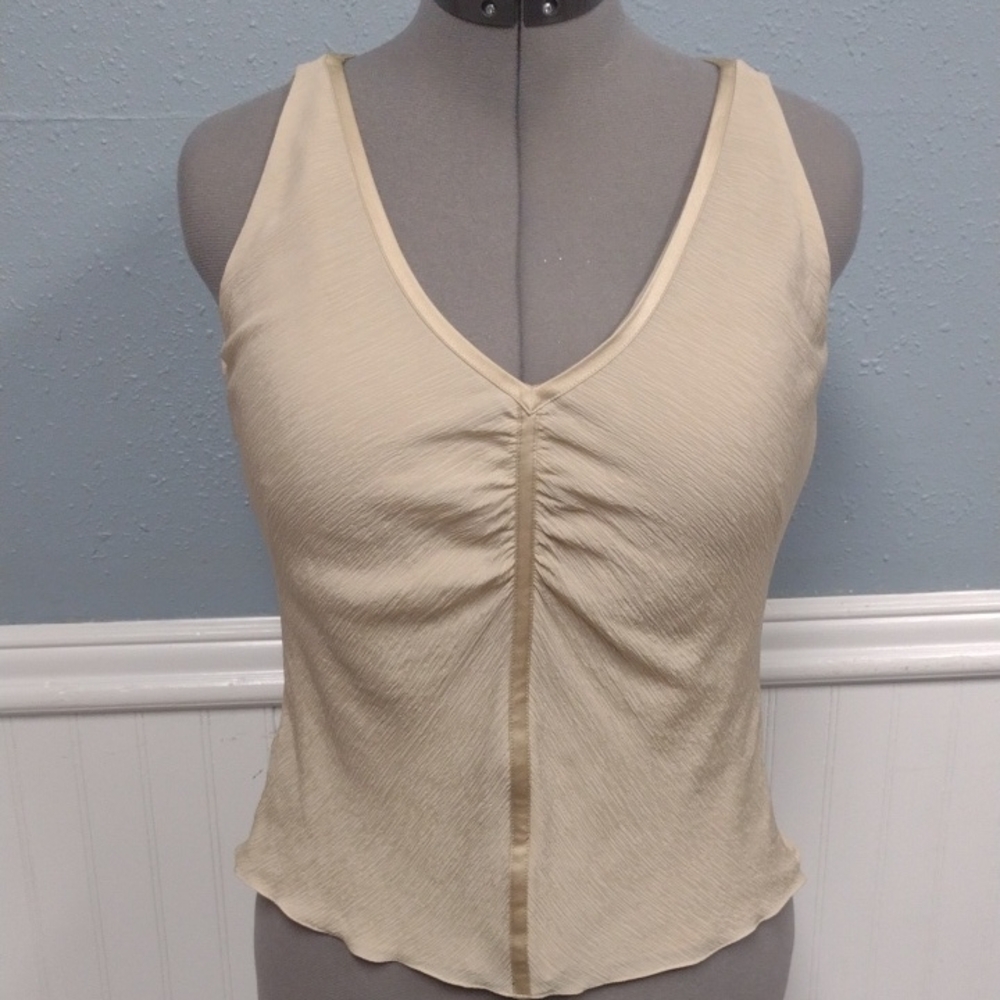 Ellen Tracy Cream V-Neck Tank Top